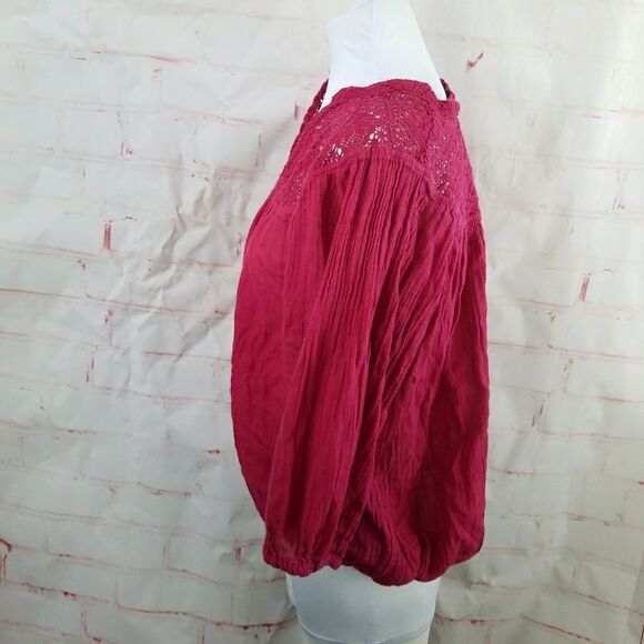 3/$25 Lucky Brand dark pink boho flowy top large - Picture 5 of 6